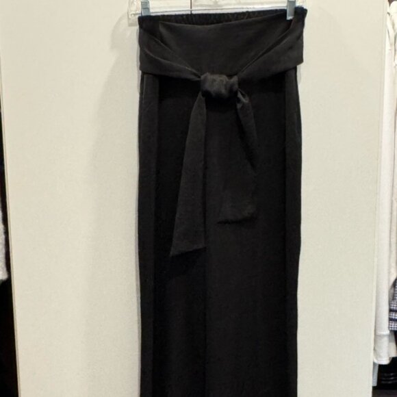 Express Black - Trouser Surfer, high-rise silky Wide-Leg Pants - size M - Picture 2 of 5
